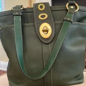 バッグ Coach Lily Legacy Turnrock Green Leather Coach | Bags | Coach Lily Legacy Turnlock Green Leather Tote